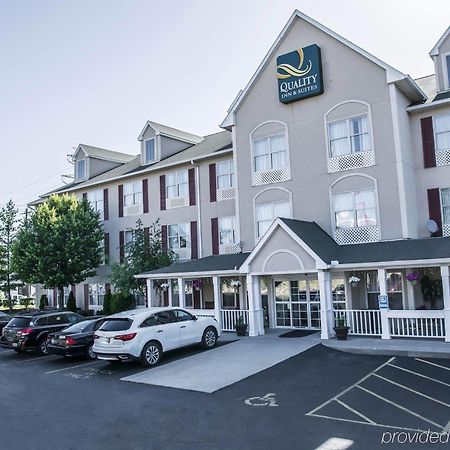 Quality Inn & Suites Cincinnati Sharonville Luaran gambar