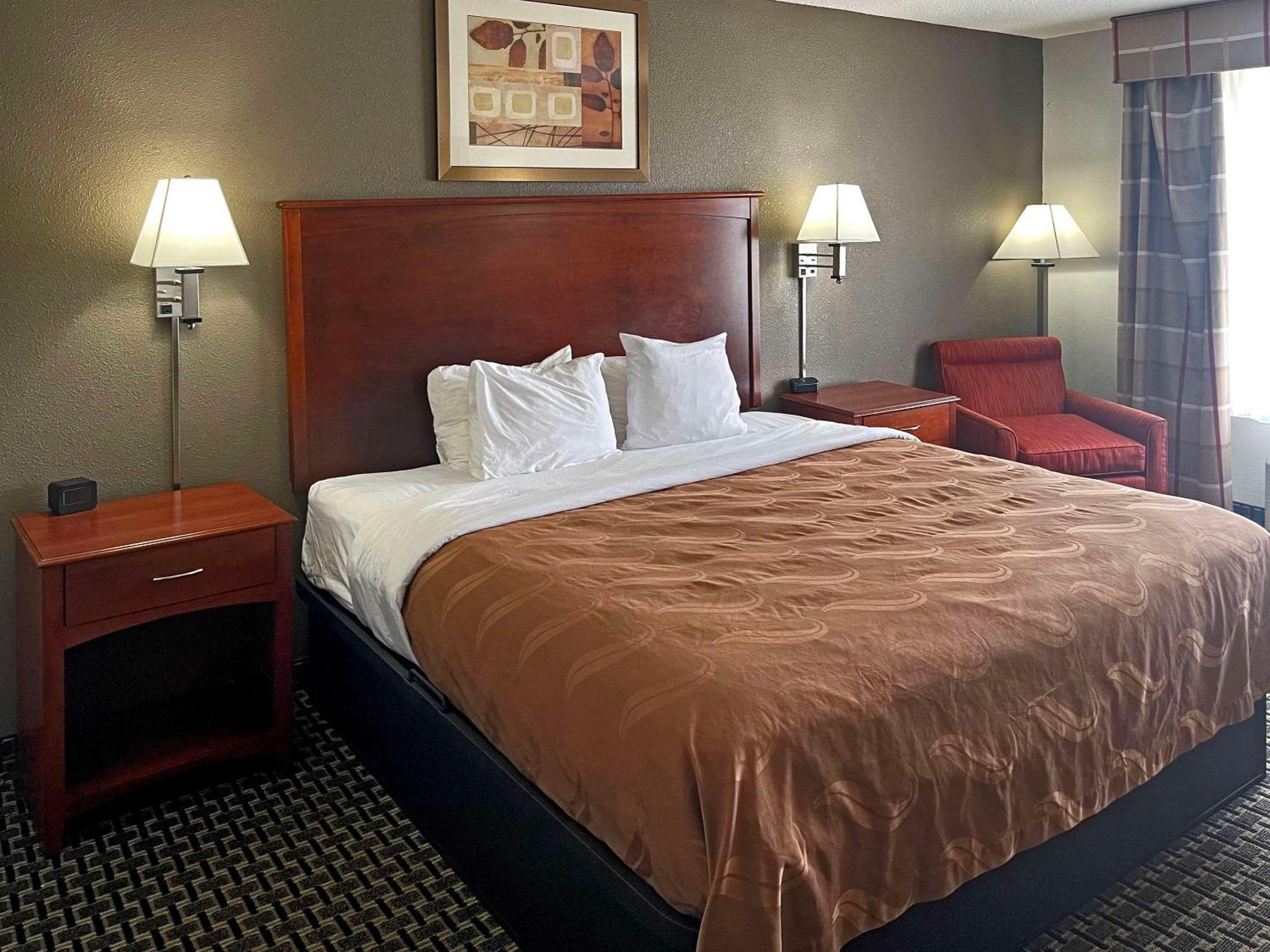 Quality Inn & Suites Cincinnati Sharonville Luaran gambar