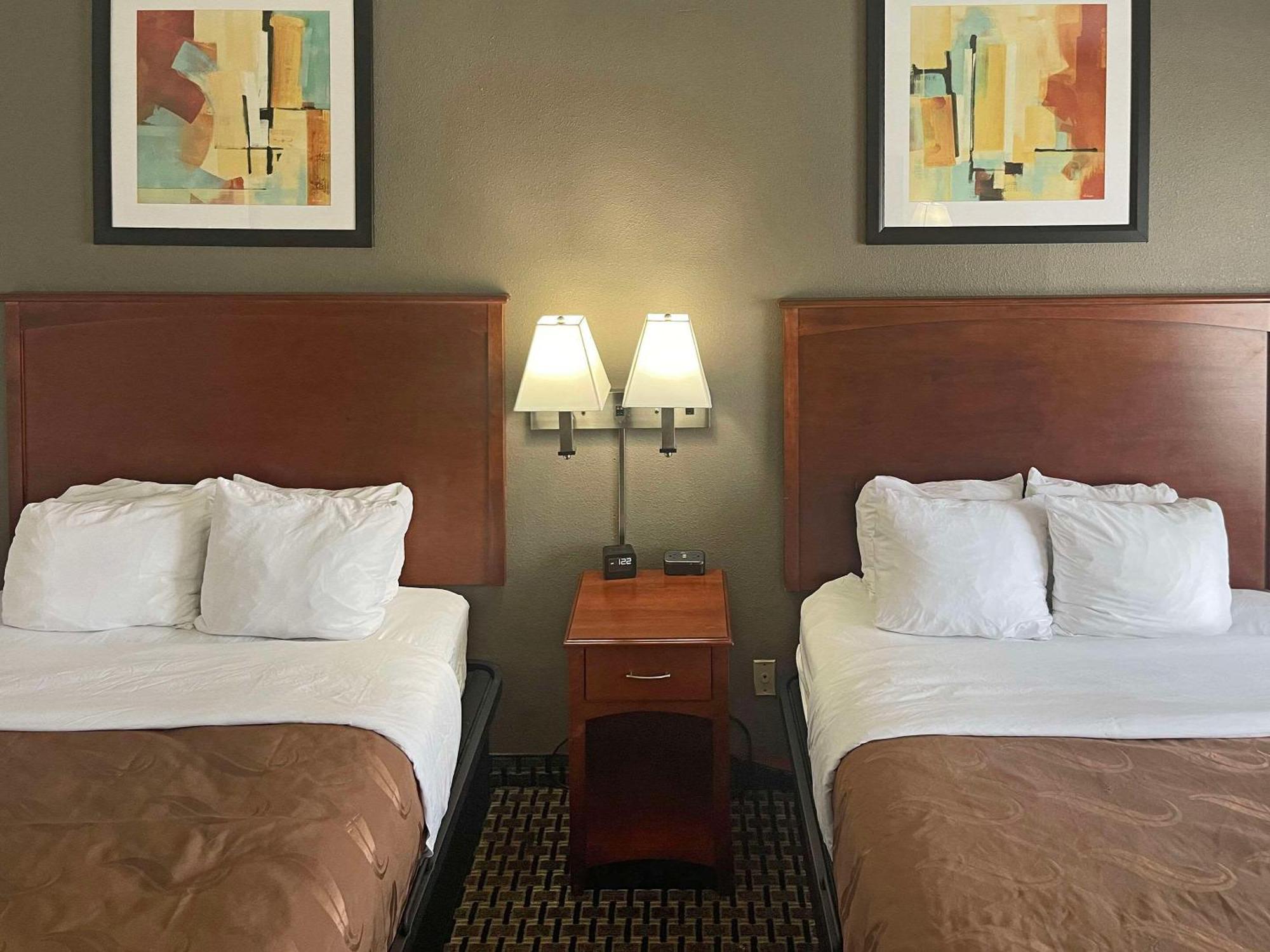 Quality Inn & Suites Cincinnati Sharonville Luaran gambar